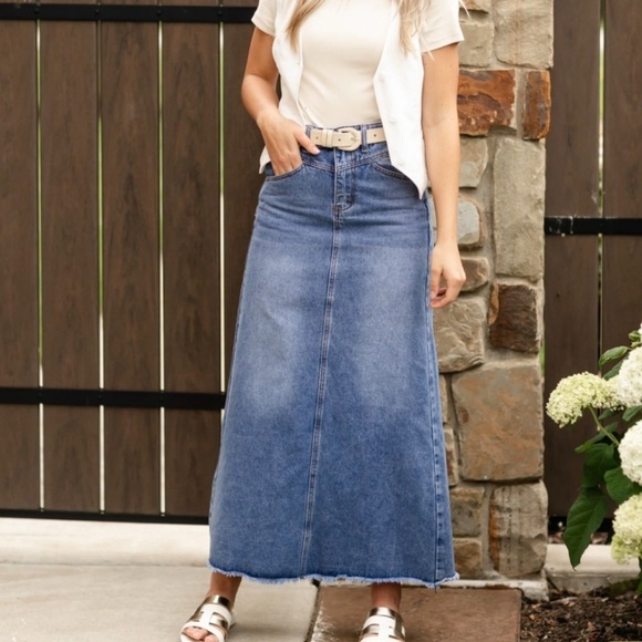 INHERIT CO Shenoa Raw Hem Maxi Denim Skirt size 10 - Picture 1 of 8